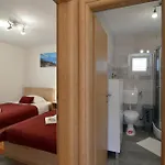 Ferienhaus 2 Bedroom Lovely In Lisane Ostrovicke