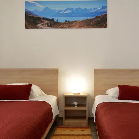 2 Bedroom Lovely In Dom wakacyjny Lisane Ostrovicke